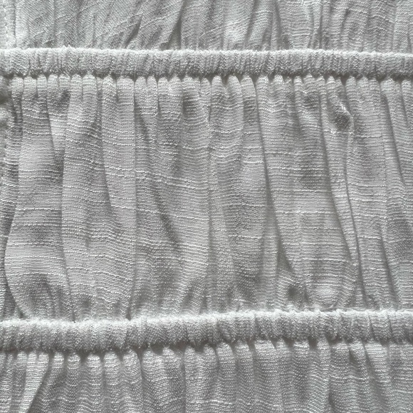 White Baby Doll Style Ladies Top NINE WEST - Picture 2 of 7